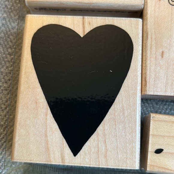 Love is a Gift stamp set - Picture 5 of 10